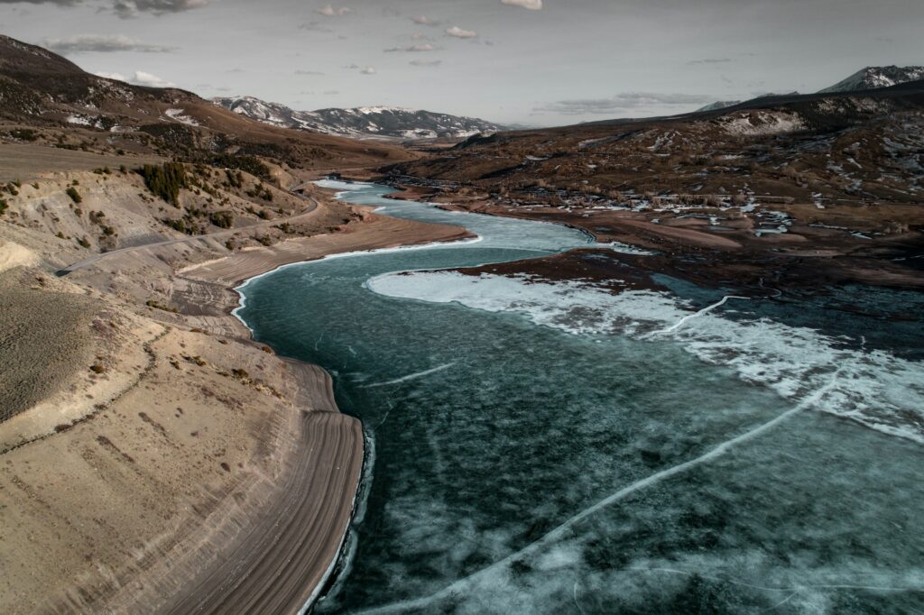 river running between two mountain ranges